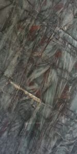 QUARTZITO VERDE ESMERALDA TRANSLÚCIDO NATURAL